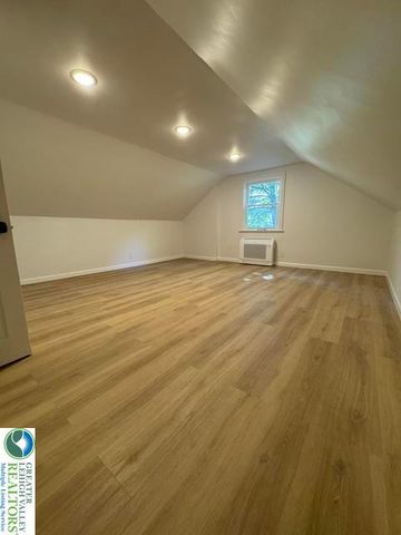 1561 Limeport PIKE, Coopersburg Boro, PA 18036