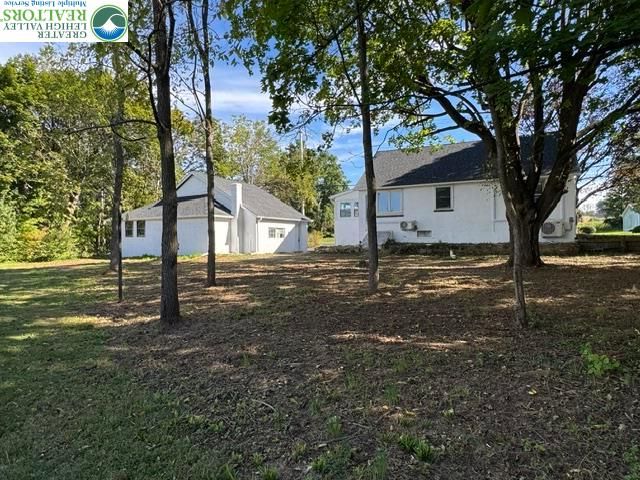 1561 Limeport PIKE, Coopersburg Boro, PA 18036