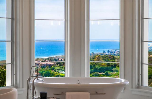 1 Shell Beach, Newport Coast, CA 92657