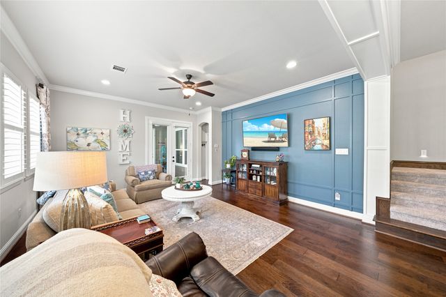 2704 Tremont Boulevard, Mckinney, TX 75071
