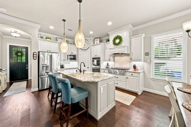 2704 Tremont Boulevard, Mckinney, TX 75071