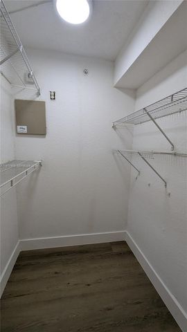 445 SW 11th St 408, Miami, FL 33130