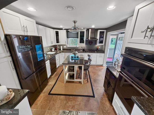 216 NANTICOKE, Essex, MD 21221