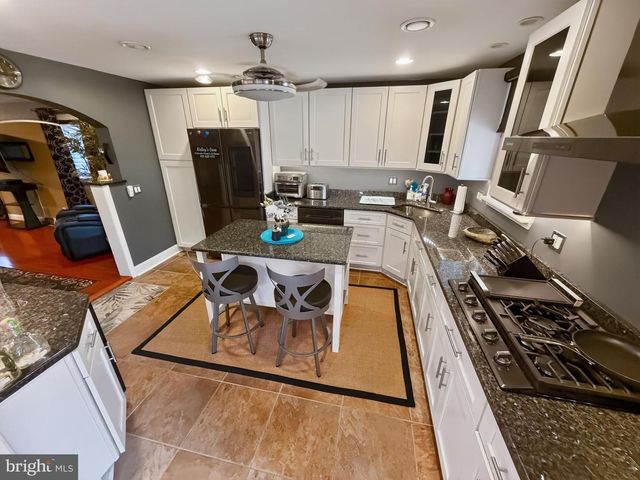 216 NANTICOKE, Essex, MD 21221