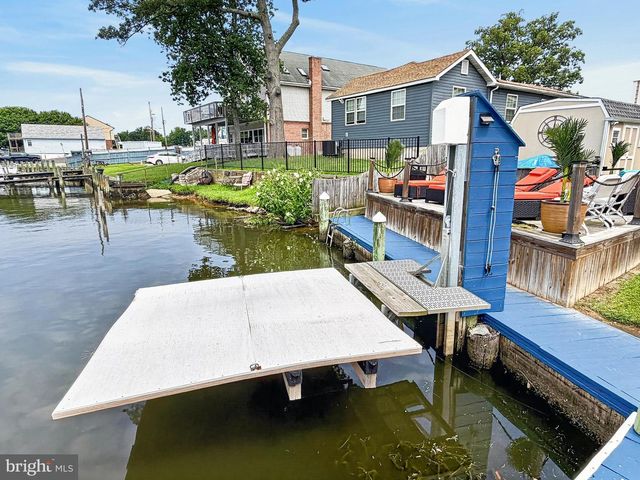 216 NANTICOKE, Essex, MD 21221