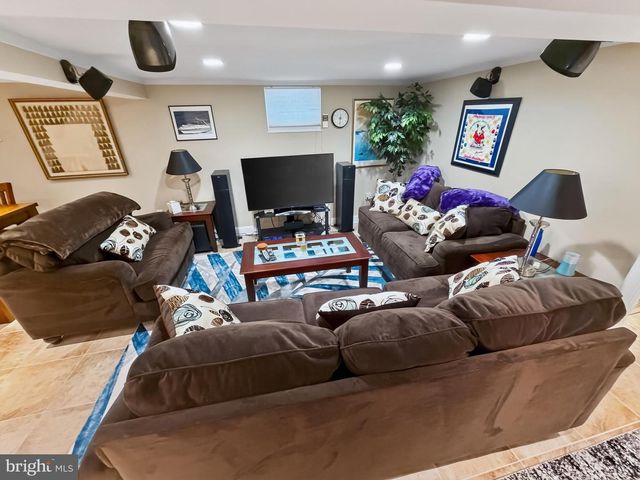 216 NANTICOKE, Essex, MD 21221