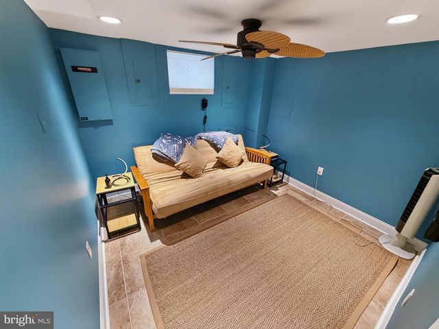 216 NANTICOKE, Essex, MD 21221