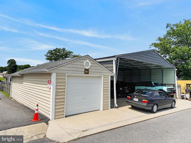 216 NANTICOKE, Essex, MD 21221