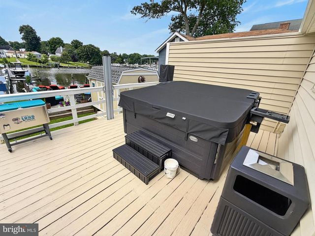 216 NANTICOKE, Essex, MD 21221