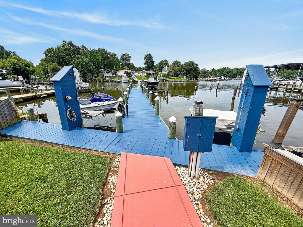 216 NANTICOKE, Essex, MD 21221