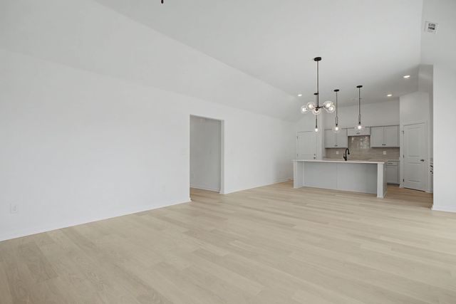 614 Brookside Dr, Mount Pleasant, TN 38474