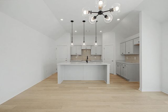 614 Brookside Dr, Mount Pleasant, TN 38474