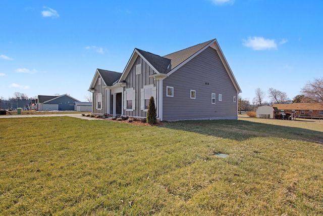 614 Brookside Dr, Mount Pleasant, TN 38474