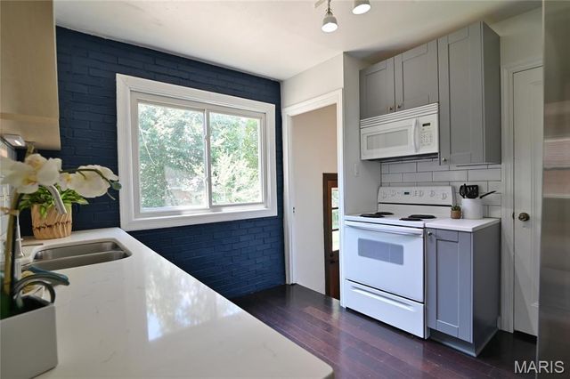 6208 Bixby Avenue, Affton, MO 63123
