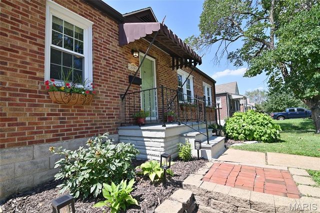 6208 Bixby Avenue, Affton, MO 63123