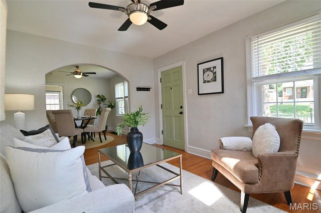 6208 Bixby Avenue, Affton, MO 63123