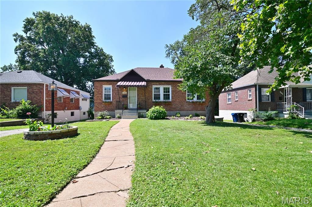6208 Bixby Avenue, Affton, MO 63123