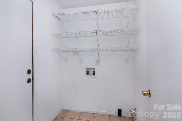 8401 Barncliff Road, Charlotte, NC 28227