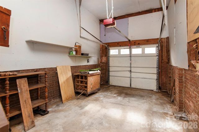 8401 Barncliff Road, Charlotte, NC 28227