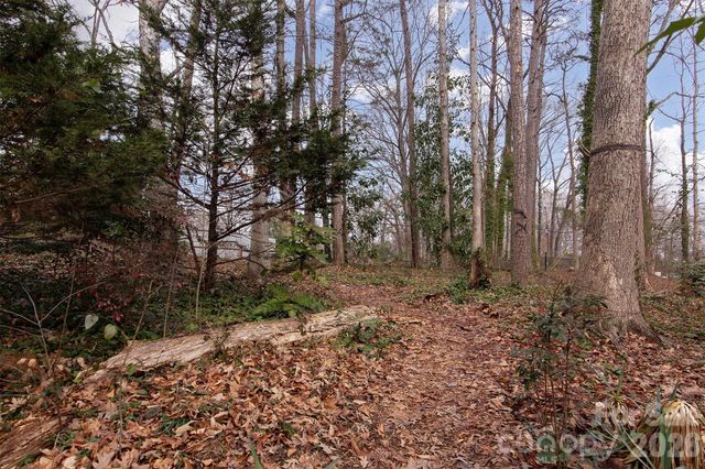 8401 Barncliff Road, Charlotte, NC 28227