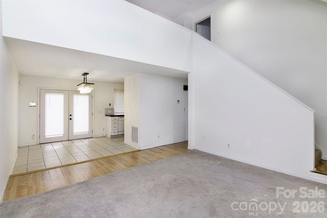 8401 Barncliff Road, Charlotte, NC 28227