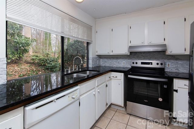 8401 Barncliff Road, Charlotte, NC 28227