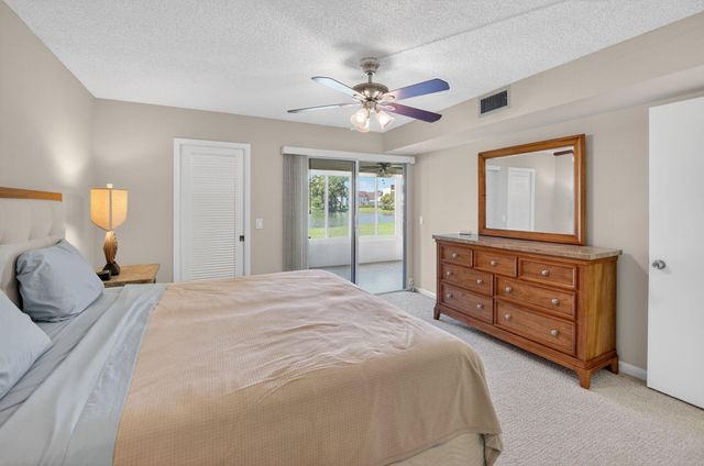 1027 Yarmouth Drive B, Boca Raton, FL 33434