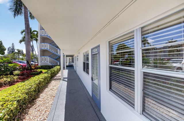 1027 Yarmouth Drive B, Boca Raton, FL 33434