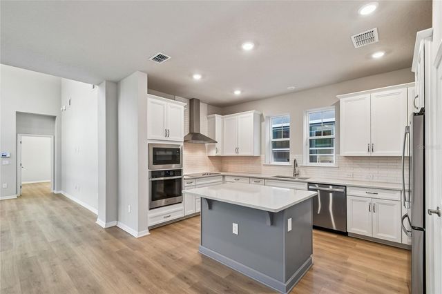 9462 HARTLINE WAY, Orlando, FL 32827