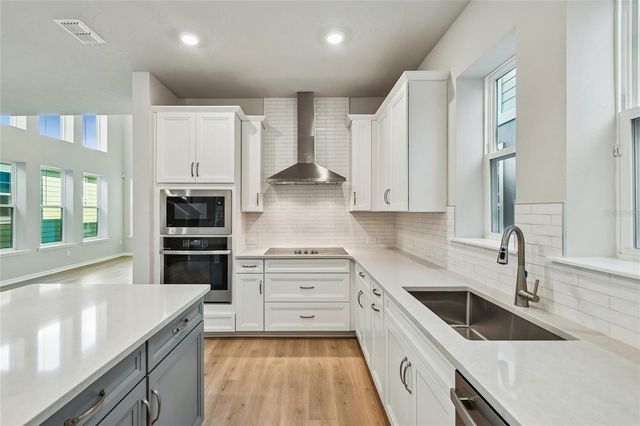 9462 HARTLINE WAY, Orlando, FL 32827