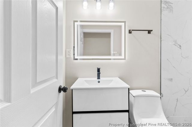 402 Gainey Road, Raeford, NC 28376