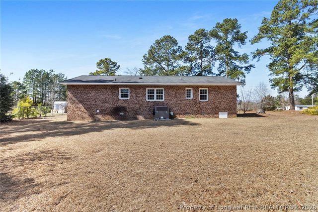 402 Gainey Road, Raeford, NC 28376