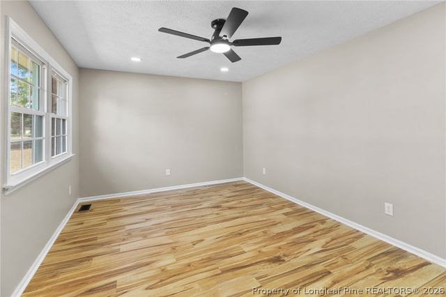 402 Gainey Road, Raeford, NC 28376