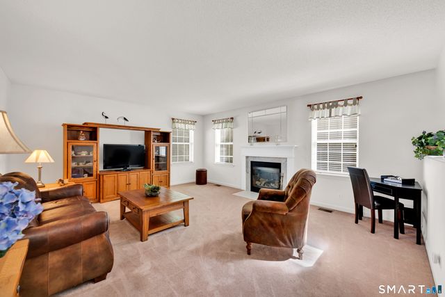 62 Greenview Terrace, Middletown, CT 06457