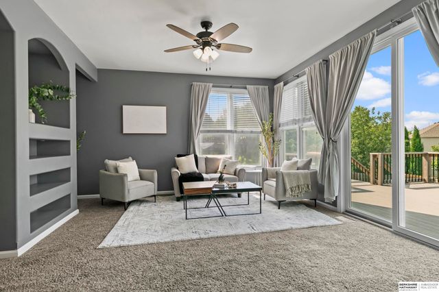 18812 Jackson Street, Elkhorn, NE 68022