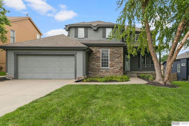 18812 Jackson Street, Elkhorn, NE 68022