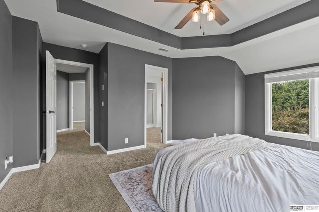 18812 Jackson Street, Elkhorn, NE 68022