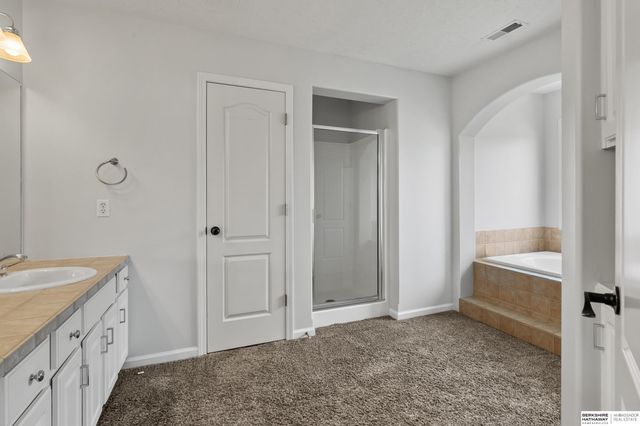 18812 Jackson Street, Elkhorn, NE 68022