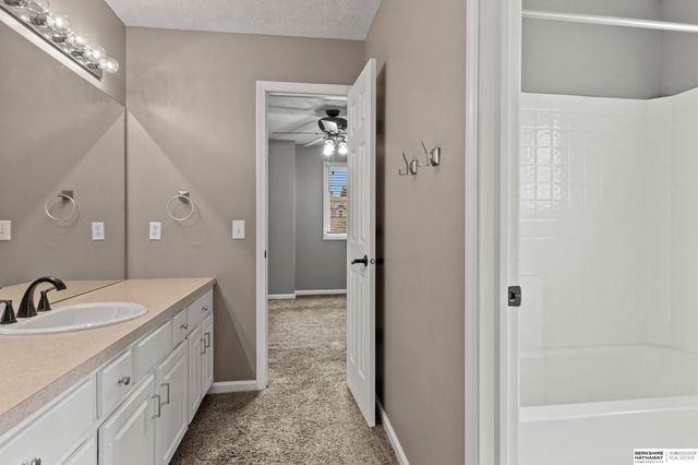 18812 Jackson Street, Elkhorn, NE 68022