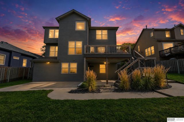 18812 Jackson Street, Elkhorn, NE 68022