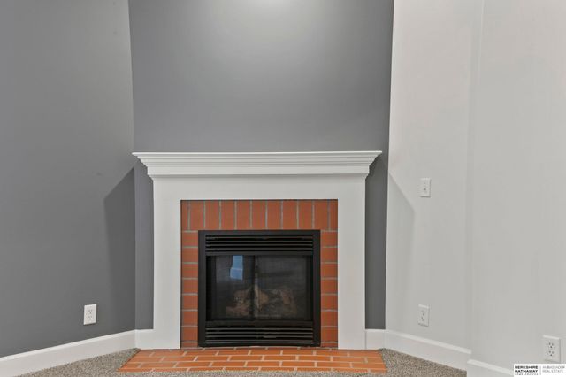 18812 Jackson Street, Elkhorn, NE 68022