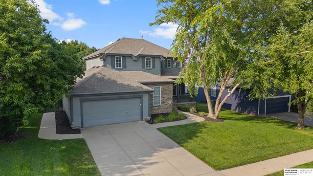 18812 Jackson Street, Elkhorn, NE 68022