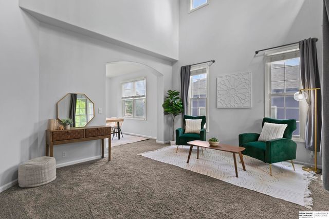 18812 Jackson Street, Elkhorn, NE 68022