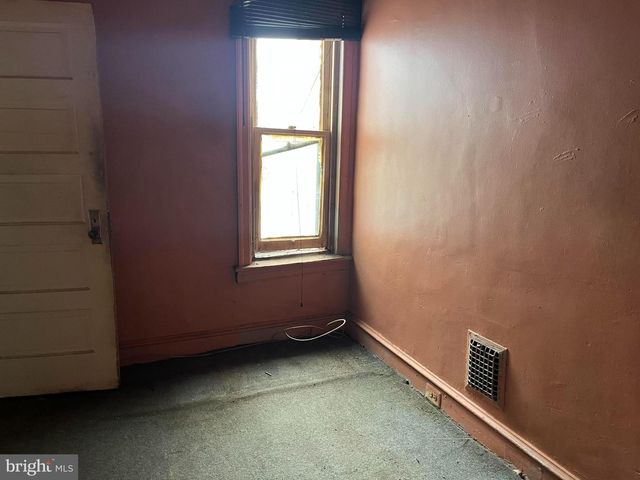 1066 PRINCESS AVE, Camden, NJ 08103