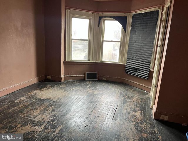 1066 PRINCESS AVE, Camden, NJ 08103