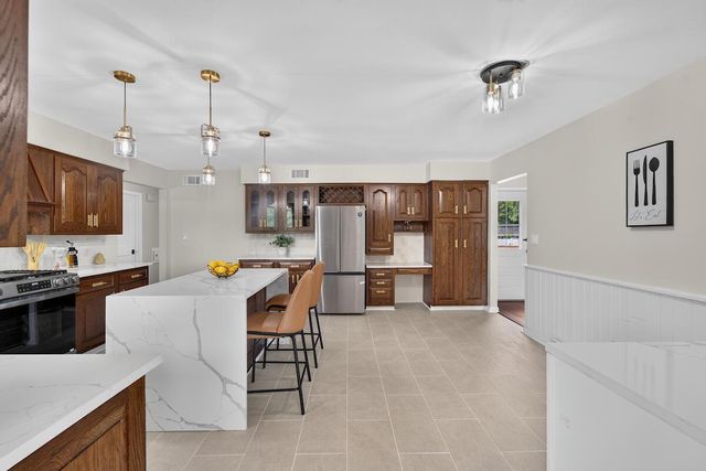 1408 94th AVENUE, Kenosha, WI 53144