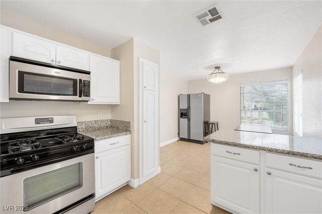 2200 South Fort Apache Road 2223, Las Vegas, NV 89117