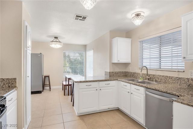 2200 South Fort Apache Road 2223, Las Vegas, NV 89117