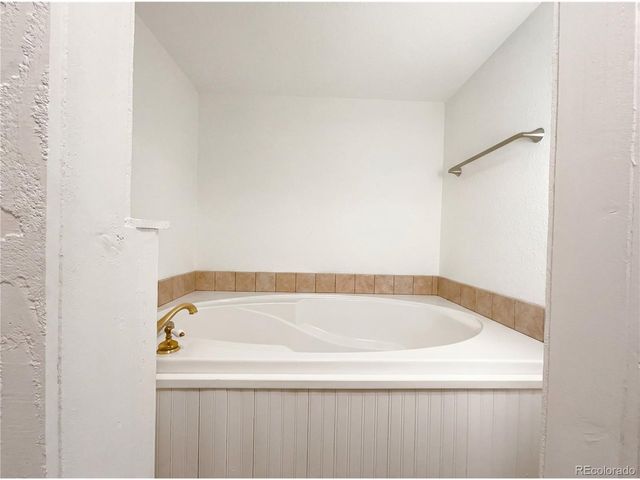 3000 Sundown Dr, Berthoud, CO 80513