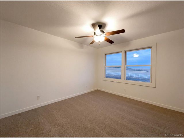 3000 Sundown Dr, Berthoud, CO 80513